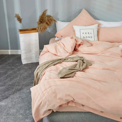 Alarien Bliss Bedding Set