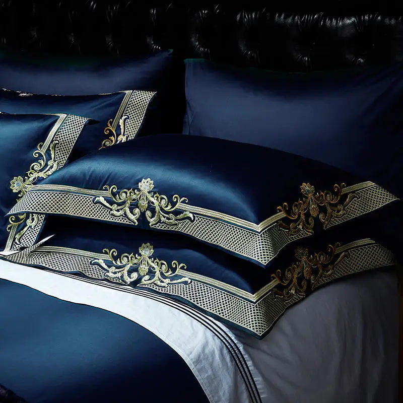 Alaric Grandeur Bedding Set